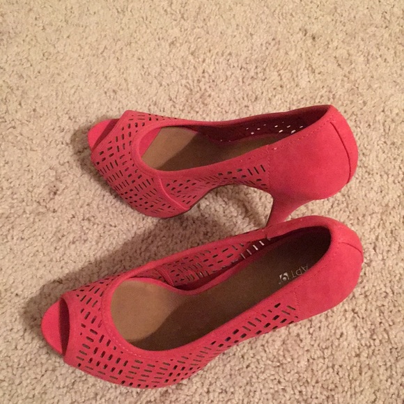 Apt 9 Peep Toe Platform Pink Heels - Picture 1 of 5